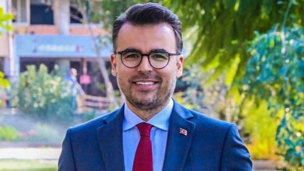 Dr. Sefa Karahasan: Kardeş ülke Kazakistan’dan Türkiye’ye çok büyük ayıp